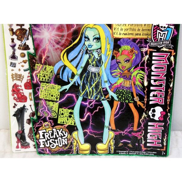 Monster High Freaky Fusion Sketch Portfolio Kit Book Fashion Design Art Stickers - Picture 3 of 11
